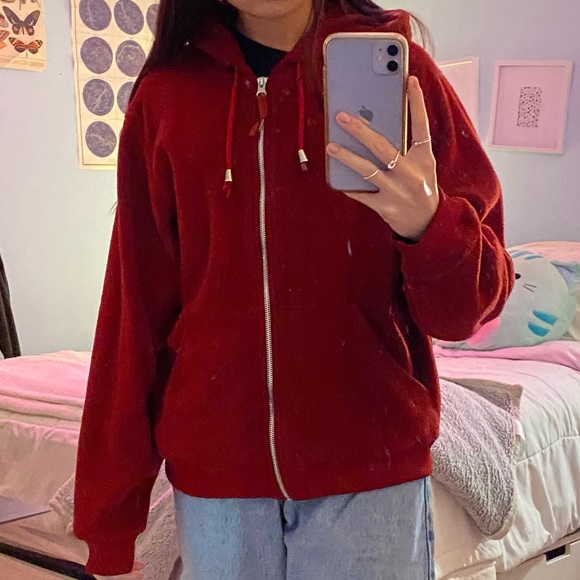 Simply Basic Red Fleece Zip Up size S - Picture 2 of 3